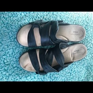 Clarks sandals-like new